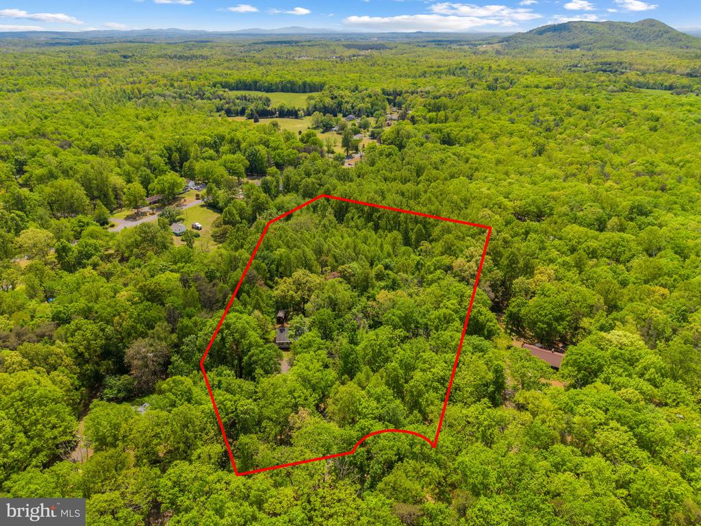 19106 LOGGERS RD, CULPEPER, Virginia 22701, 3 Bedrooms Bedrooms, ,2 BathroomsBathrooms,Residential,19106 LOGGERS RD,VACU2013364 MLS # VACU2013364