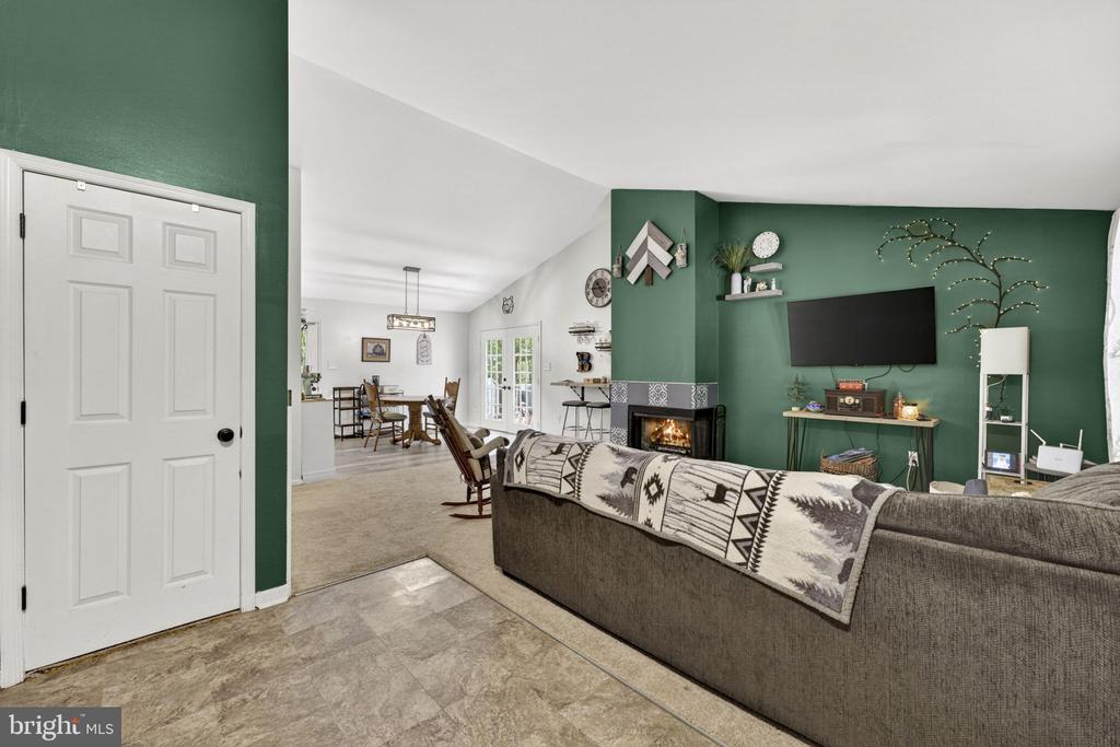 19106 LOGGERS RD, CULPEPER, Virginia 22701, 3 Bedrooms Bedrooms, ,2 BathroomsBathrooms,Residential,19106 LOGGERS RD,VACU2013364 MLS # VACU2013364