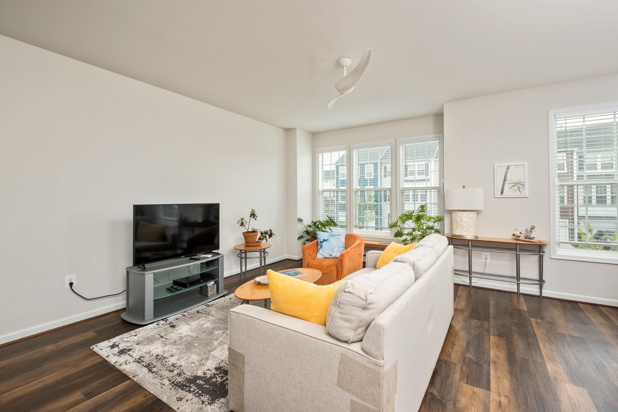 213 WILLOWSHIRE CT, WAYNESBORO, Virginia 22980, 3 Bedrooms Bedrooms, ,2 BathroomsBathrooms,Residential,213 WILLOWSHIRE CT,676339 MLS # 676339