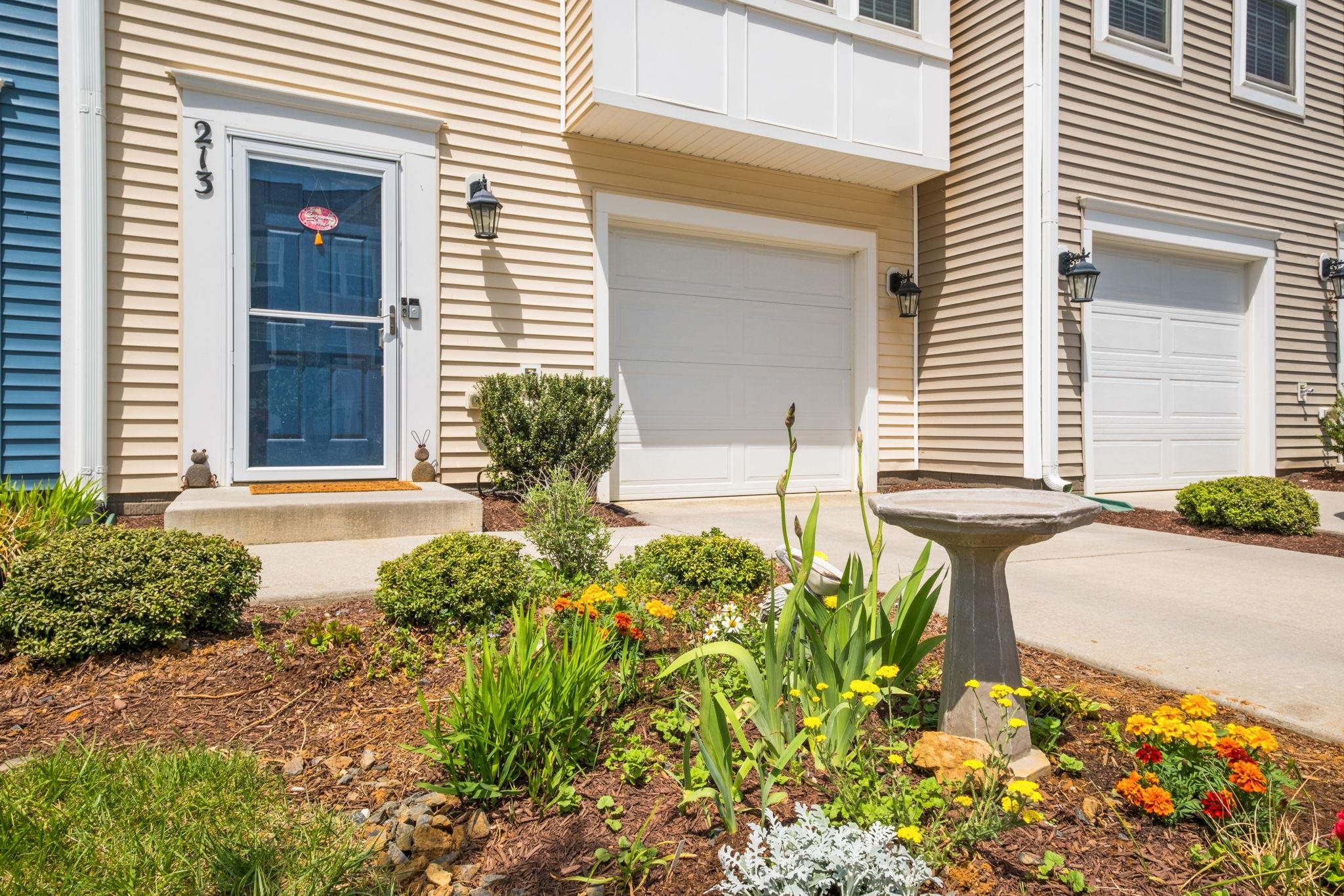 213 WILLOWSHIRE CT, WAYNESBORO, Virginia 22980, 3 Bedrooms Bedrooms, ,2 BathroomsBathrooms,Residential,213 WILLOWSHIRE CT,676339 MLS # 676339