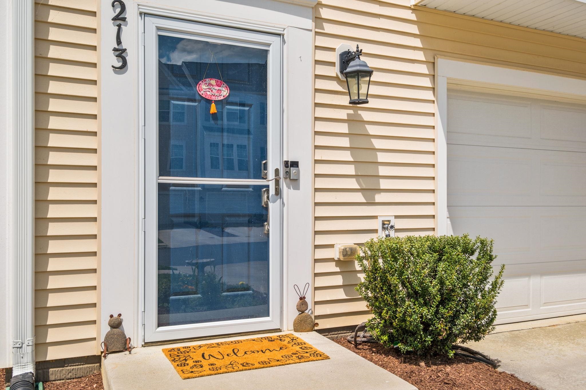 213 WILLOWSHIRE CT, WAYNESBORO, Virginia 22980, 3 Bedrooms Bedrooms, ,2 BathroomsBathrooms,Residential,213 WILLOWSHIRE CT,676339 MLS # 676339