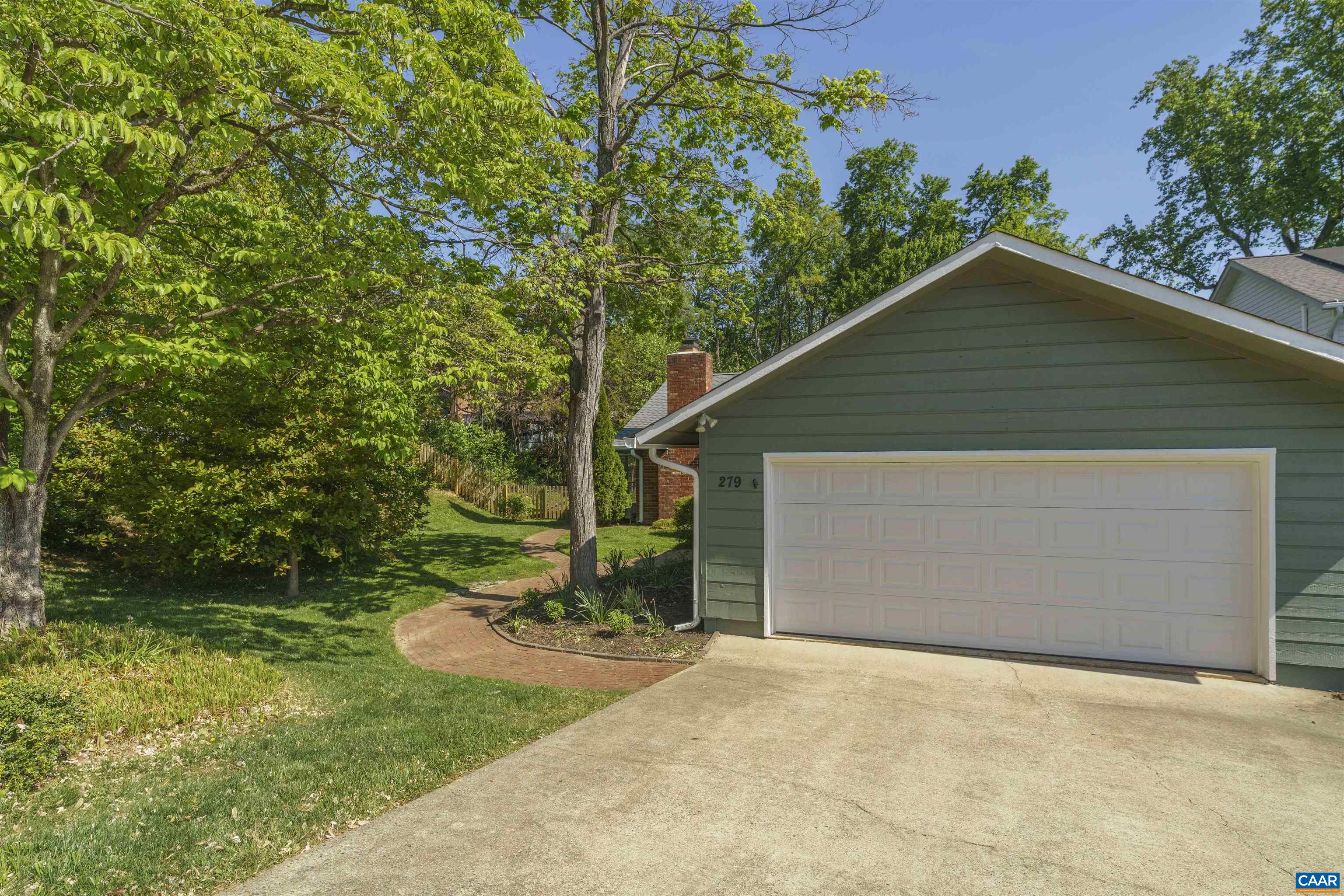 279 TENNIS DR, CHARLOTTESVILLE, Virginia 22901, 3 Bedrooms Bedrooms, ,2 BathroomsBathrooms,Residential,Fresh one-level living,279 TENNIS DR,676340 MLS # 676340