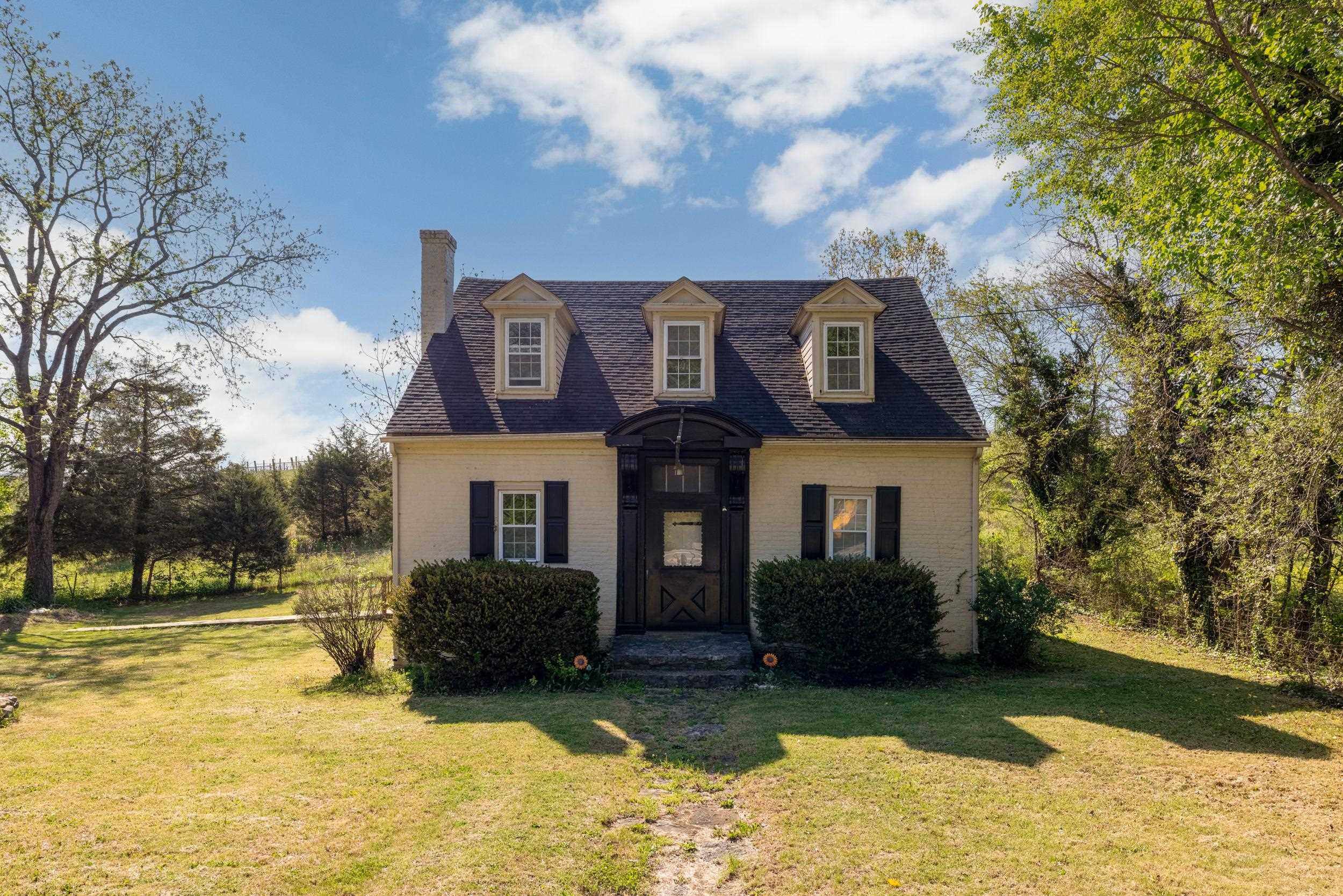 1533 LEE HWY, VERONA, Virginia 24482, 3 Bedrooms Bedrooms, ,2 BathroomsBathrooms,Residential,1533 LEE HWY,676346 MLS # 676346