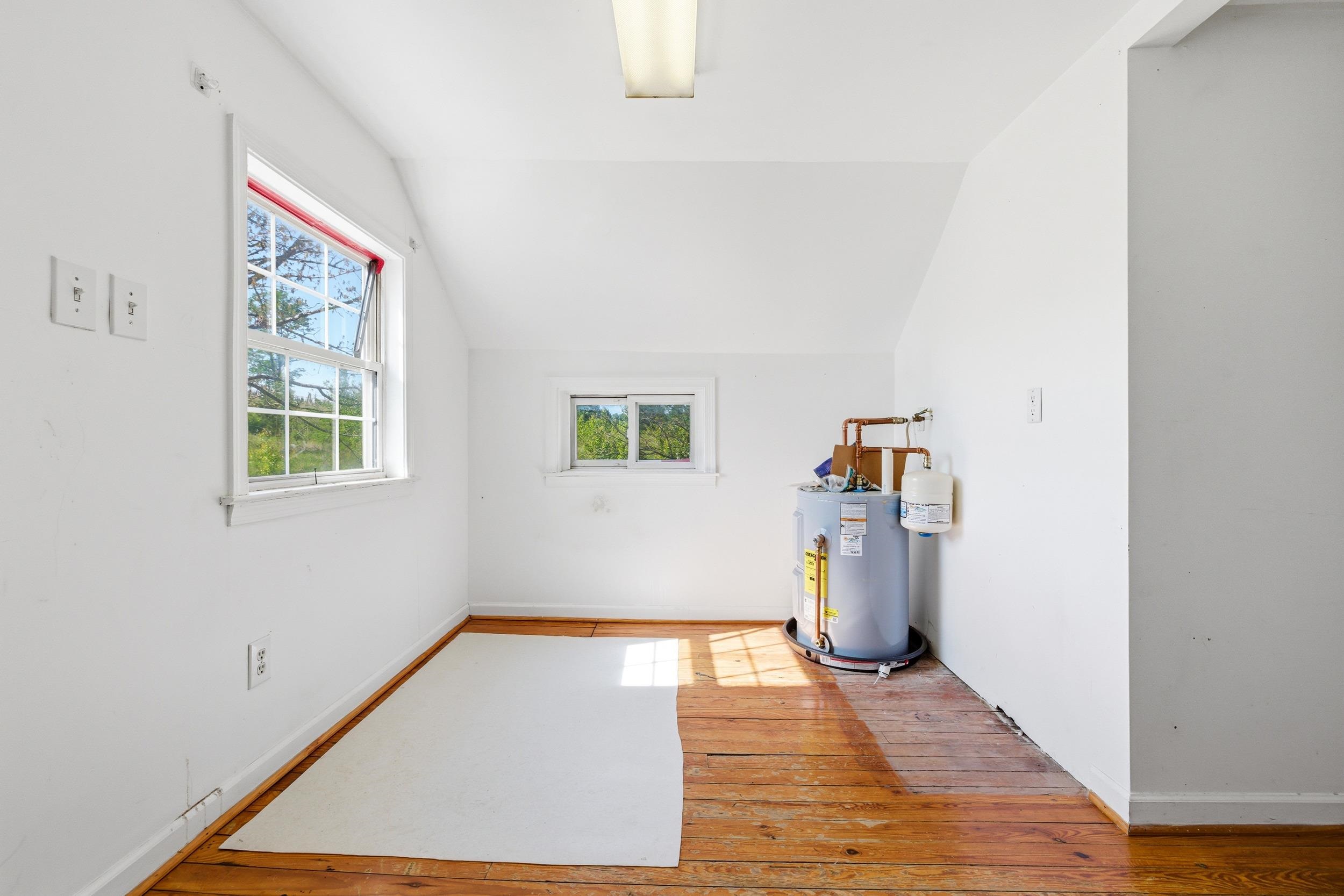 1533 LEE HWY, VERONA, Virginia 24482, 3 Bedrooms Bedrooms, ,2 BathroomsBathrooms,Residential,1533 LEE HWY,676346 MLS # 676346