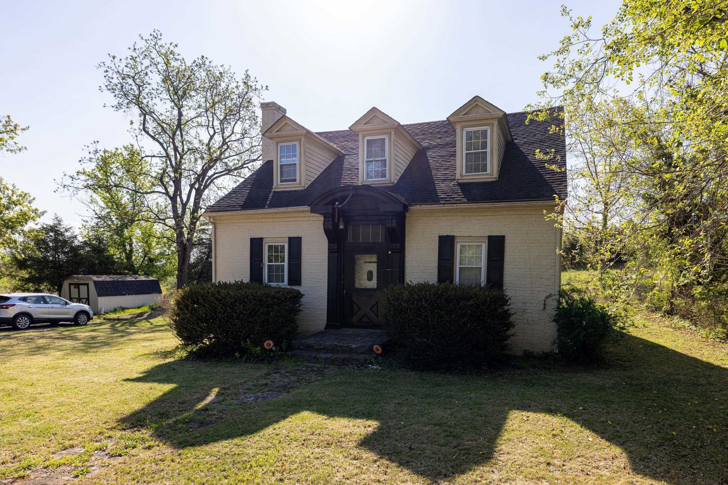 1533 LEE HWY, VERONA, Virginia 24482, 3 Bedrooms Bedrooms, ,2 BathroomsBathrooms,Residential,1533 LEE HWY,676346 MLS # 676346