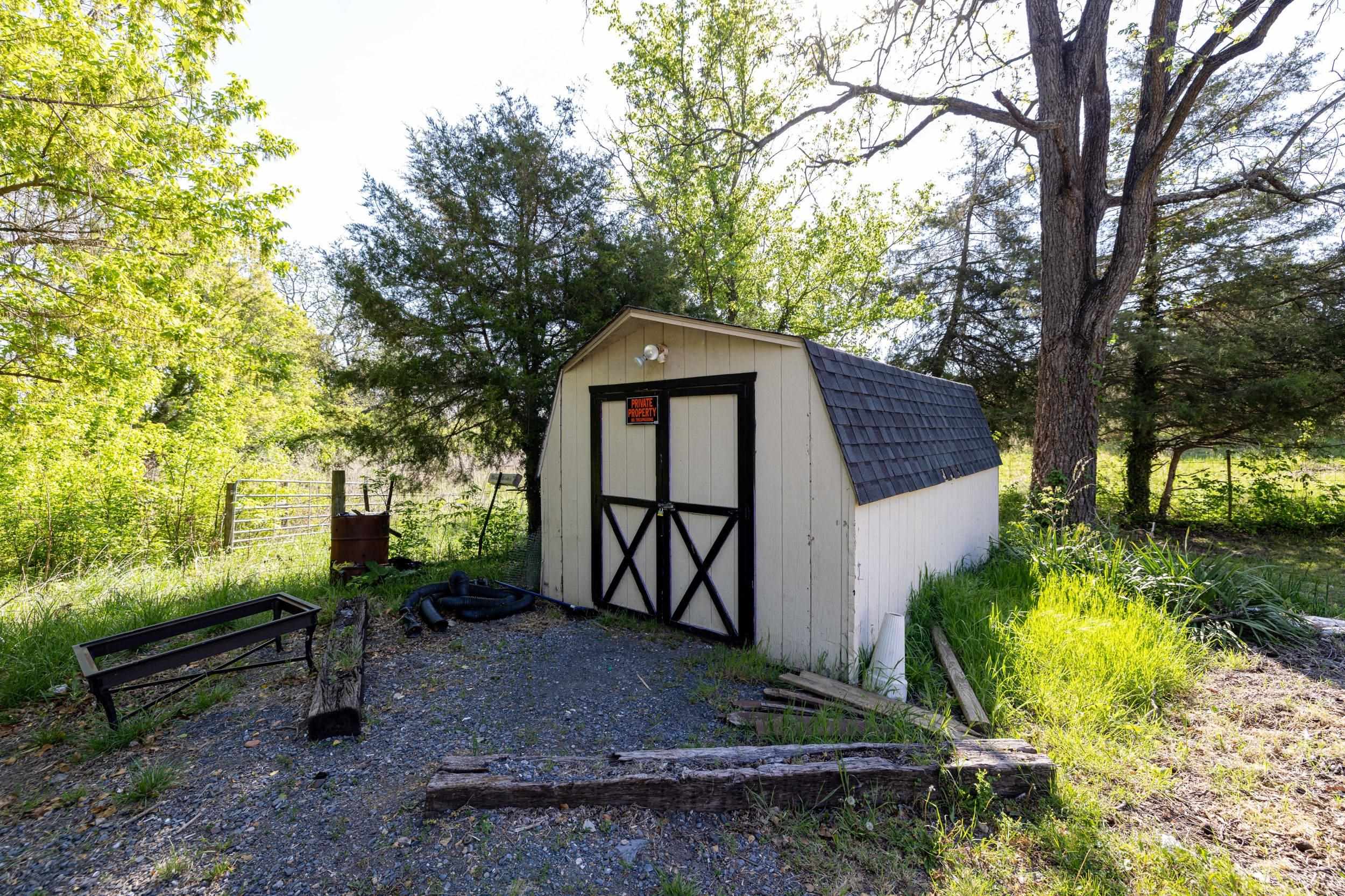 1533 LEE HWY, VERONA, Virginia 24482, 3 Bedrooms Bedrooms, ,2 BathroomsBathrooms,Residential,1533 LEE HWY,676346 MLS # 676346