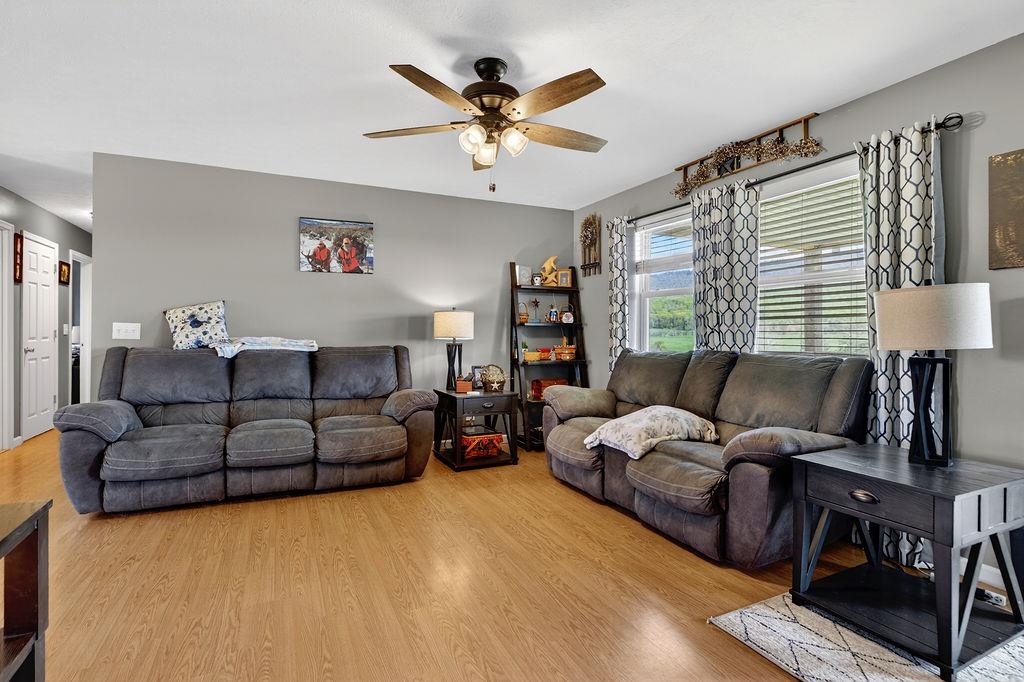 2099 MOUNTAIN VALLEY RD, KEEZLETOWN, Virginia 22832, 4 Bedrooms Bedrooms, ,2 BathroomsBathrooms,Residential,2099 MOUNTAIN VALLEY RD,676347 MLS # 676347