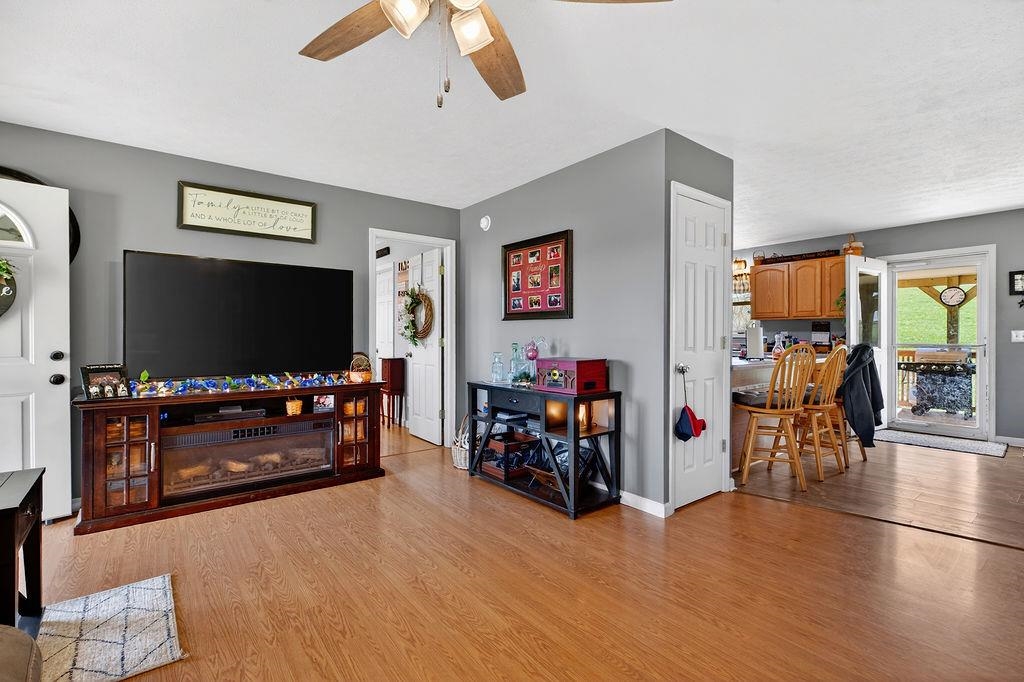 2099 MOUNTAIN VALLEY RD, KEEZLETOWN, Virginia 22832, 4 Bedrooms Bedrooms, ,2 BathroomsBathrooms,Residential,2099 MOUNTAIN VALLEY RD,676347 MLS # 676347