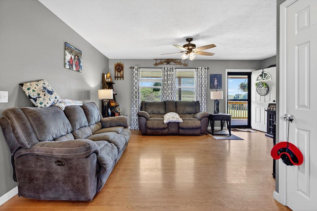 2099 MOUNTAIN VALLEY RD, KEEZLETOWN, Virginia 22832, 4 Bedrooms Bedrooms, ,2 BathroomsBathrooms,Residential,2099 MOUNTAIN VALLEY RD,676347 MLS # 676347