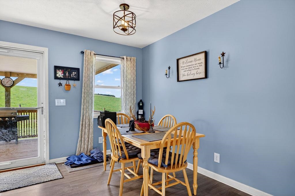 2099 MOUNTAIN VALLEY RD, KEEZLETOWN, Virginia 22832, 4 Bedrooms Bedrooms, ,2 BathroomsBathrooms,Residential,2099 MOUNTAIN VALLEY RD,676347 MLS # 676347