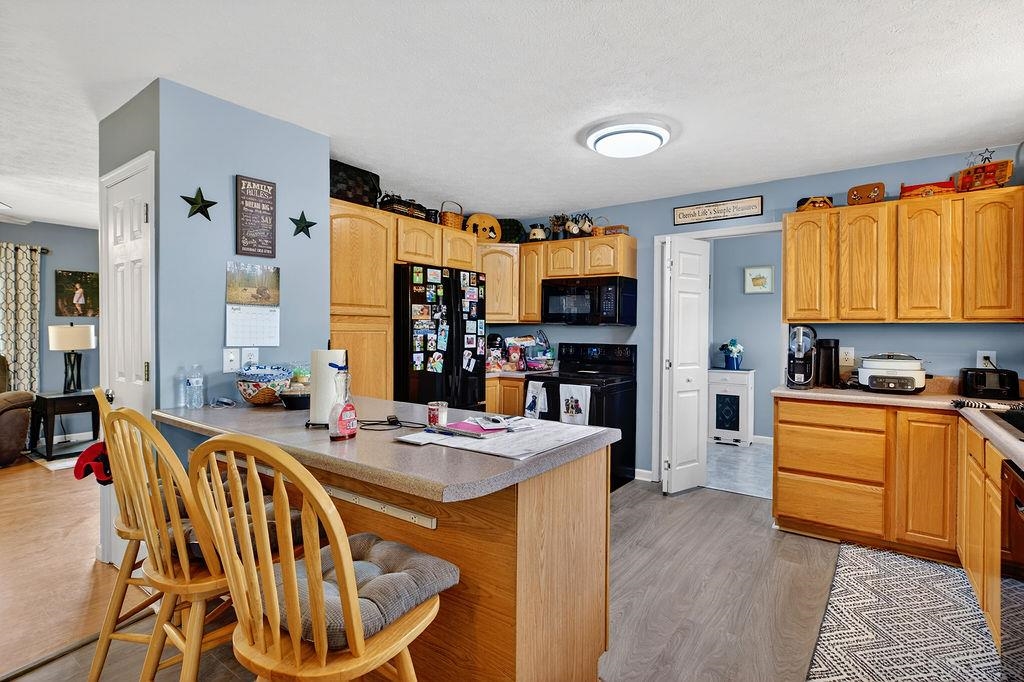 2099 MOUNTAIN VALLEY RD, KEEZLETOWN, Virginia 22832, 4 Bedrooms Bedrooms, ,2 BathroomsBathrooms,Residential,2099 MOUNTAIN VALLEY RD,676347 MLS # 676347