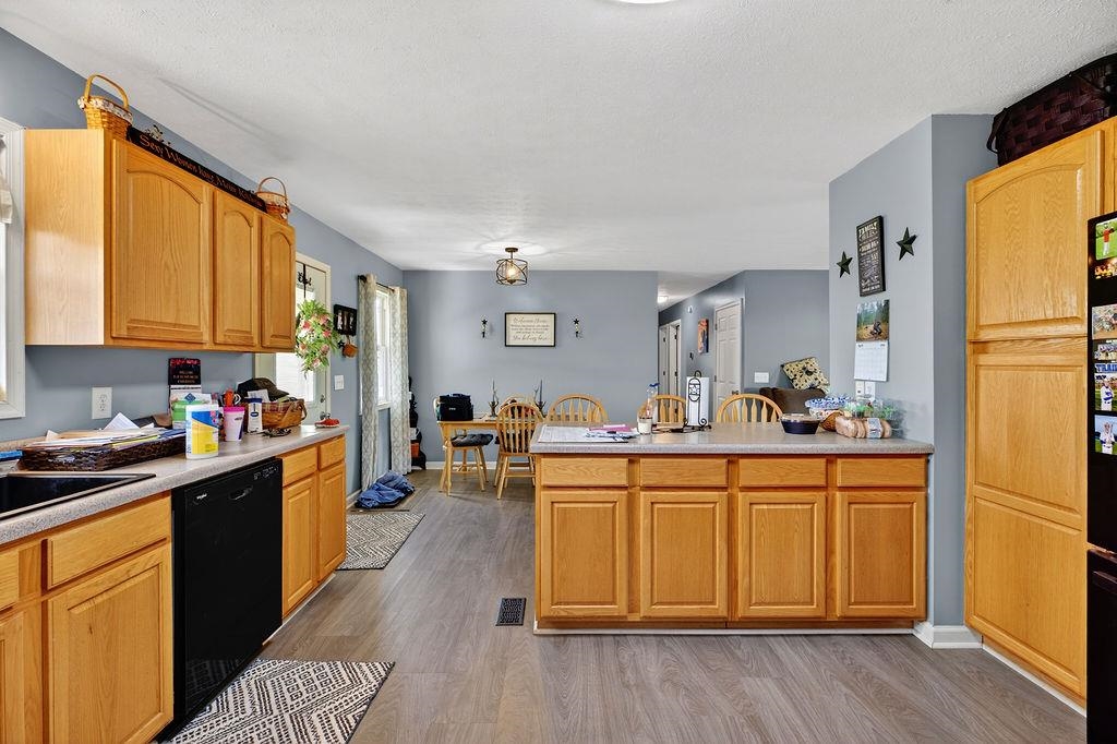 2099 MOUNTAIN VALLEY RD, KEEZLETOWN, Virginia 22832, 4 Bedrooms Bedrooms, ,2 BathroomsBathrooms,Residential,2099 MOUNTAIN VALLEY RD,676347 MLS # 676347