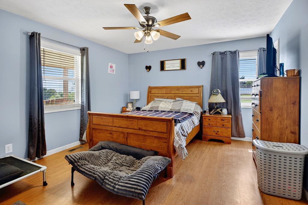 2099 MOUNTAIN VALLEY RD, KEEZLETOWN, Virginia 22832, 4 Bedrooms Bedrooms, ,2 BathroomsBathrooms,Residential,2099 MOUNTAIN VALLEY RD,676347 MLS # 676347