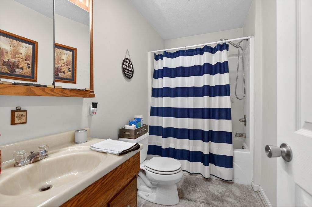 2099 MOUNTAIN VALLEY RD, KEEZLETOWN, Virginia 22832, 4 Bedrooms Bedrooms, ,2 BathroomsBathrooms,Residential,2099 MOUNTAIN VALLEY RD,676347 MLS # 676347