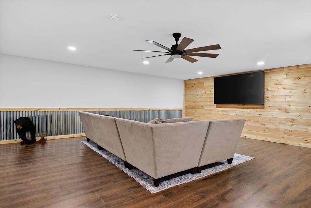 2099 MOUNTAIN VALLEY RD, KEEZLETOWN, Virginia 22832, 4 Bedrooms Bedrooms, ,2 BathroomsBathrooms,Residential,2099 MOUNTAIN VALLEY RD,676347 MLS # 676347