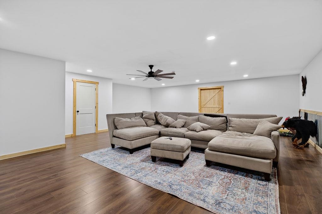 2099 MOUNTAIN VALLEY RD, KEEZLETOWN, Virginia 22832, 4 Bedrooms Bedrooms, ,2 BathroomsBathrooms,Residential,2099 MOUNTAIN VALLEY RD,676347 MLS # 676347