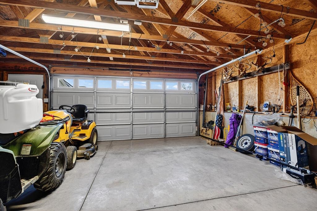 2099 MOUNTAIN VALLEY RD, KEEZLETOWN, Virginia 22832, 4 Bedrooms Bedrooms, ,2 BathroomsBathrooms,Residential,2099 MOUNTAIN VALLEY RD,676347 MLS # 676347