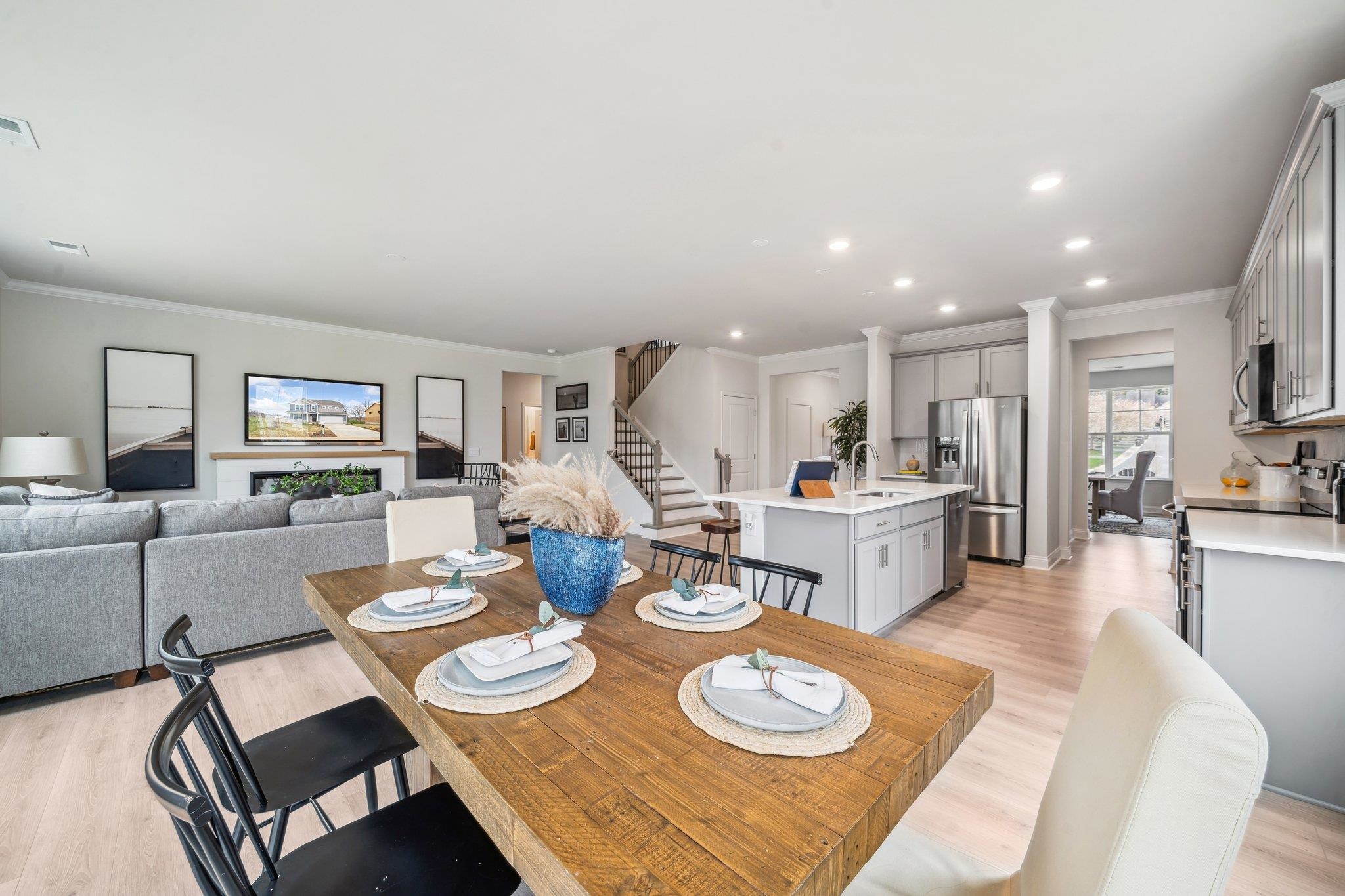 13 AVONWOODS CT, STAUNTON, Virginia 24401, 4 Bedrooms Bedrooms, ,3 BathroomsBathrooms,Residential,13 AVONWOODS CT,676350 MLS # 676350