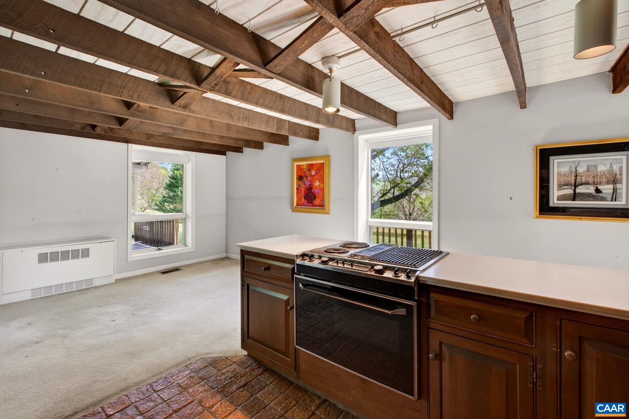 18 PROVIDENCE LN, WAYNESBORO, Virginia 22980, 3 Bedrooms Bedrooms, ,4 BathroomsBathrooms,Residential,P. Buckley Moss Estate,18 PROVIDENCE LN,676356 MLS # 676356