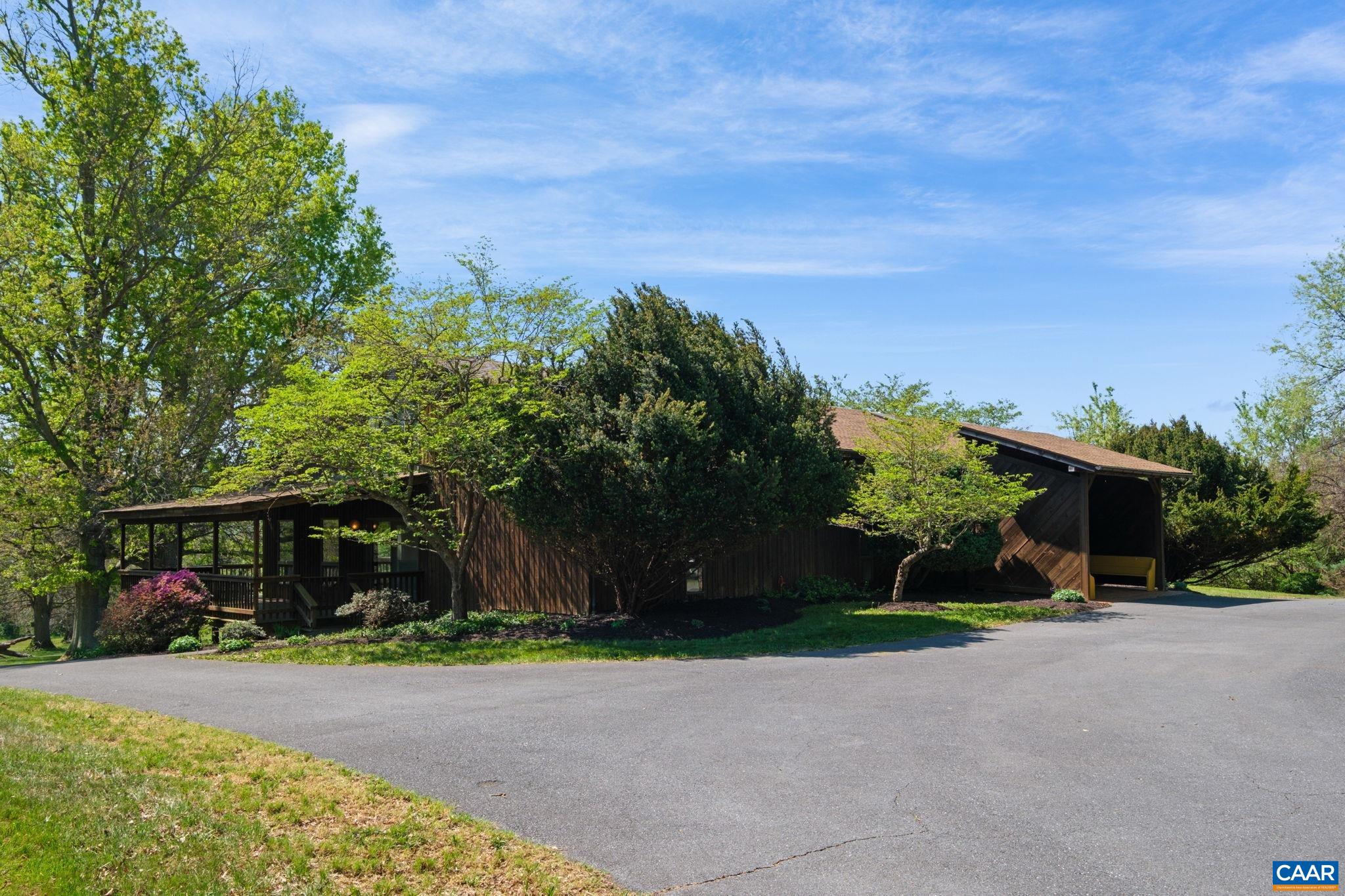 18 PROVIDENCE LN, WAYNESBORO, Virginia 22980, 3 Bedrooms Bedrooms, ,4 BathroomsBathrooms,Residential,P. Buckley Moss Estate,18 PROVIDENCE LN,676356 MLS # 676356