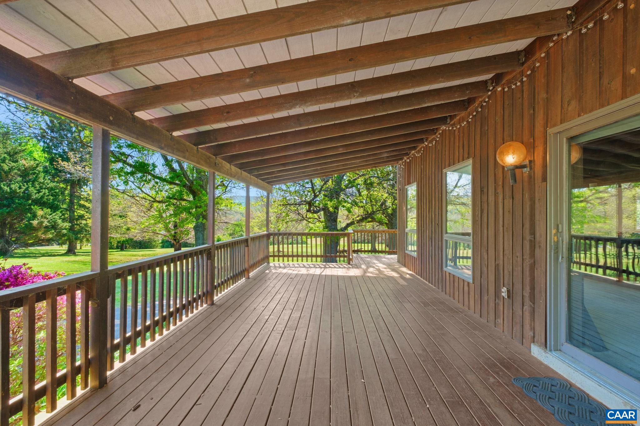 18 PROVIDENCE LN, WAYNESBORO, Virginia 22980, 3 Bedrooms Bedrooms, ,4 BathroomsBathrooms,Residential,P. Buckley Moss Estate,18 PROVIDENCE LN,676356 MLS # 676356