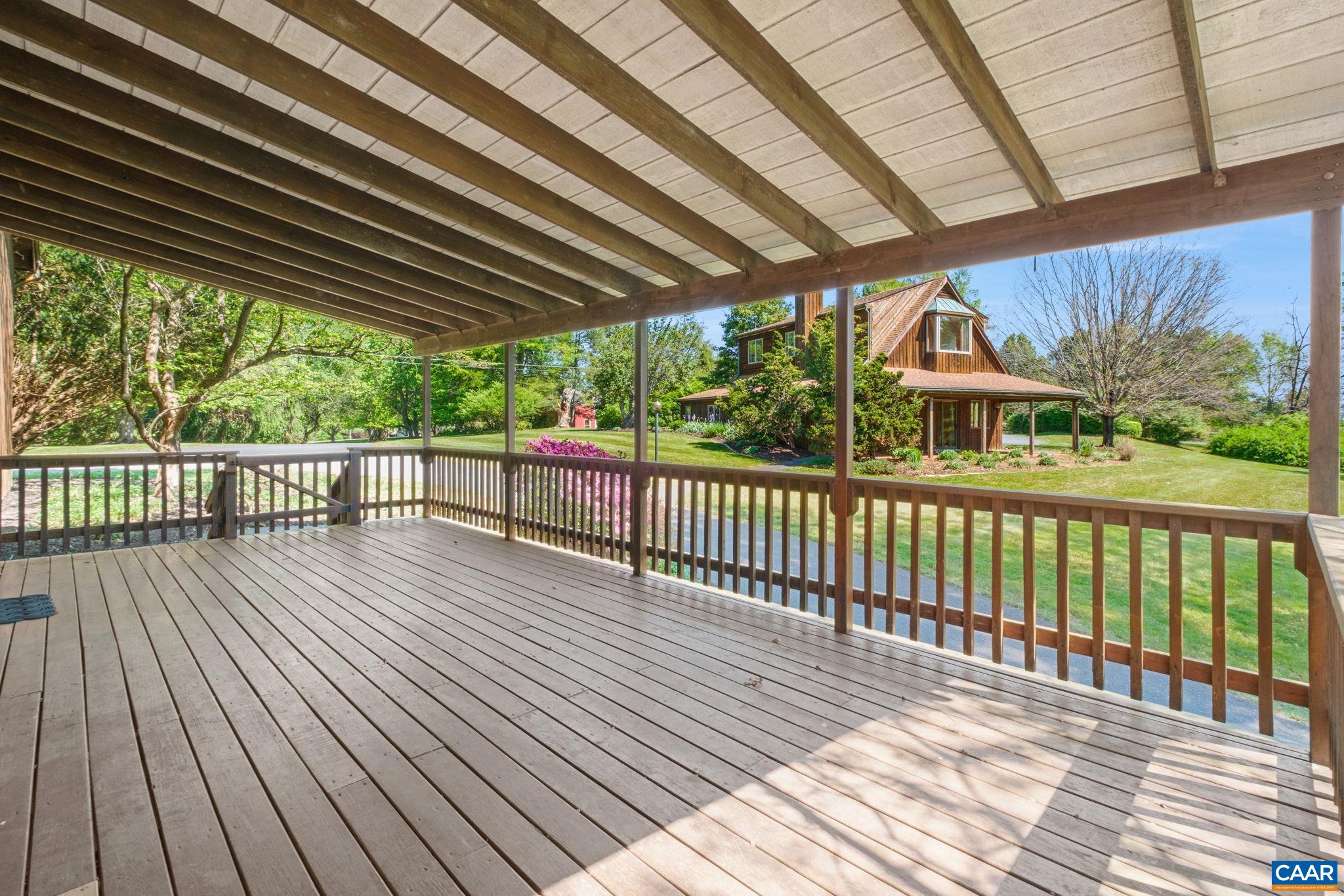 18 PROVIDENCE LN, WAYNESBORO, Virginia 22980, 3 Bedrooms Bedrooms, ,4 BathroomsBathrooms,Residential,P. Buckley Moss Estate,18 PROVIDENCE LN,676356 MLS # 676356