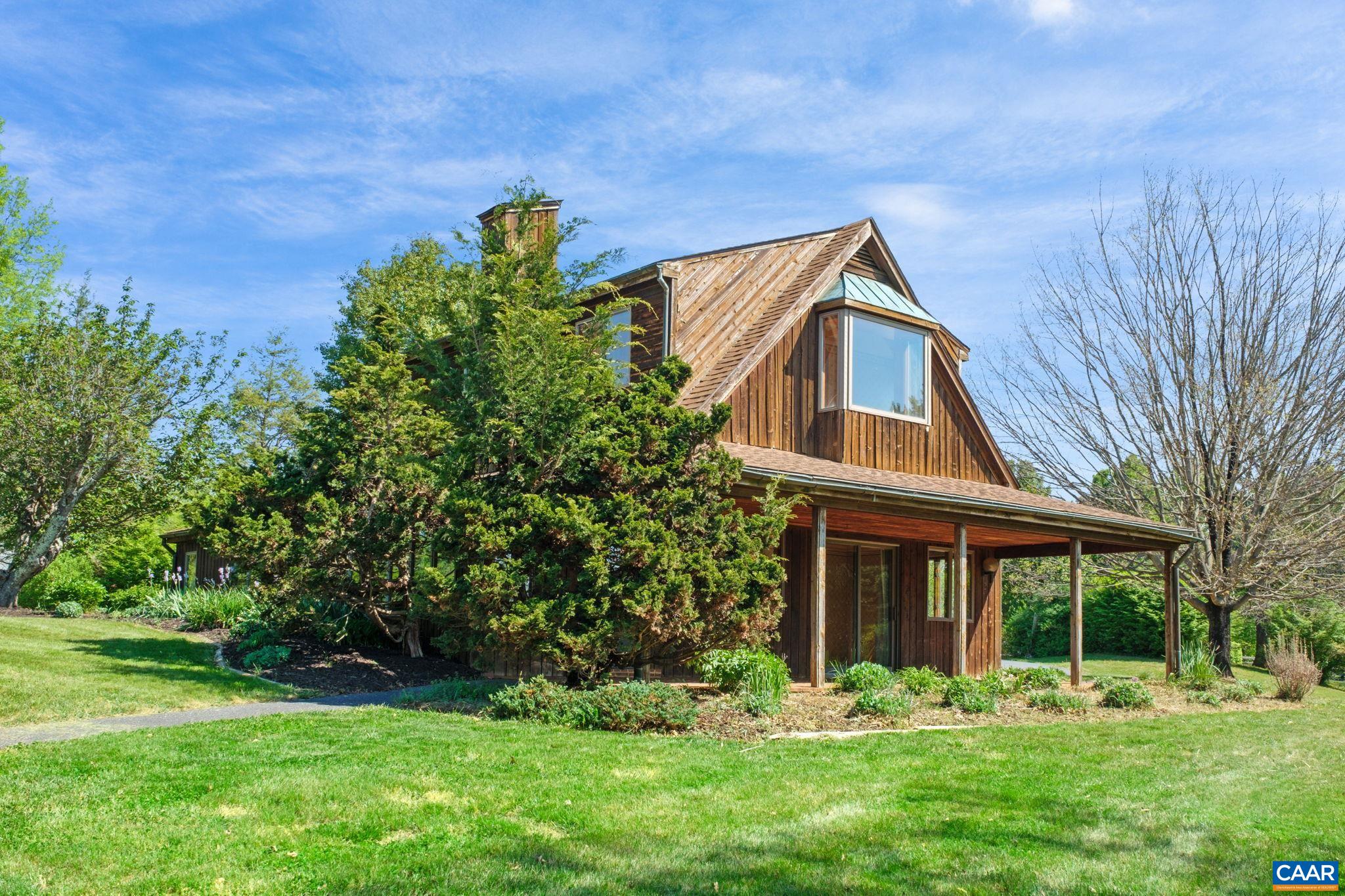 18 PROVIDENCE LN, WAYNESBORO, Virginia 22980, 3 Bedrooms Bedrooms, ,4 BathroomsBathrooms,Residential,P. Buckley Moss Estate,18 PROVIDENCE LN,676356 MLS # 676356