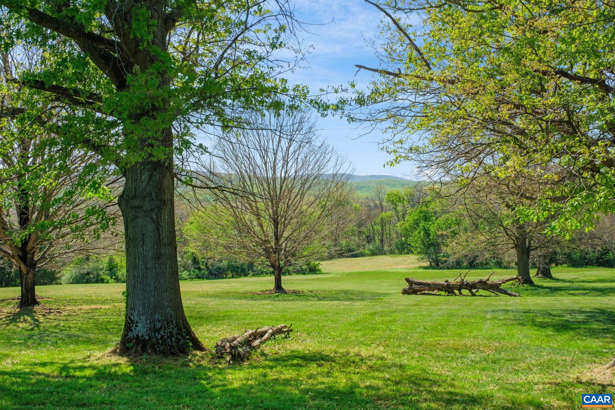 18 PROVIDENCE LN, WAYNESBORO, Virginia 22980, 3 Bedrooms Bedrooms, ,4 BathroomsBathrooms,Residential,P. Buckley Moss Estate,18 PROVIDENCE LN,676356 MLS # 676356