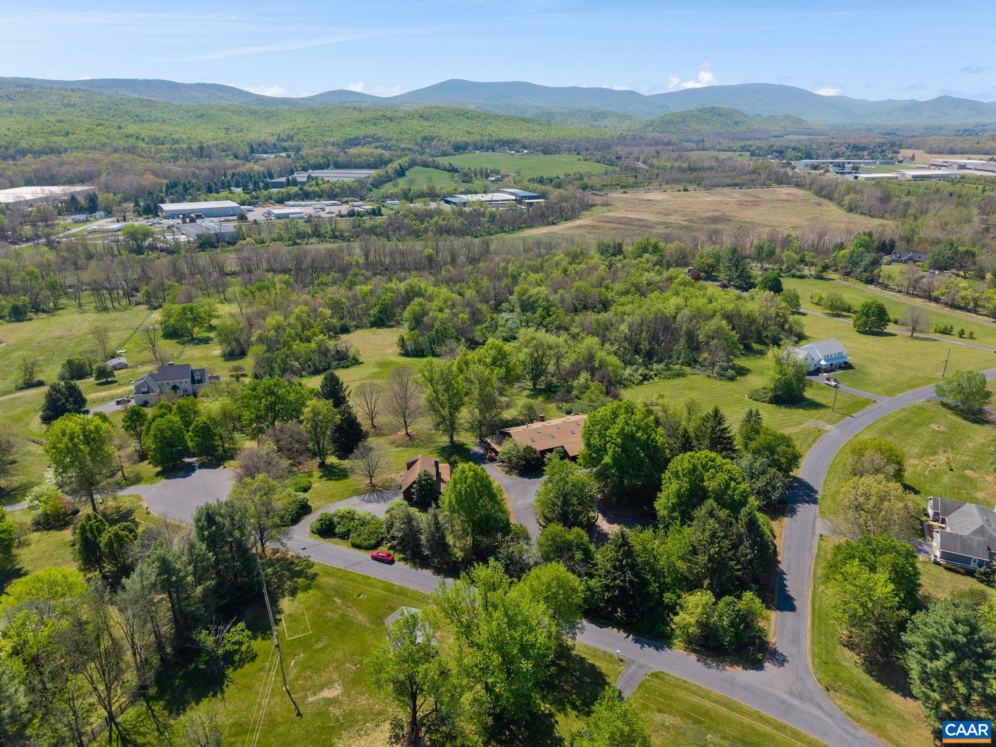 18 PROVIDENCE LN, WAYNESBORO, Virginia 22980, 3 Bedrooms Bedrooms, ,4 BathroomsBathrooms,Residential,P. Buckley Moss Estate,18 PROVIDENCE LN,676356 MLS # 676356