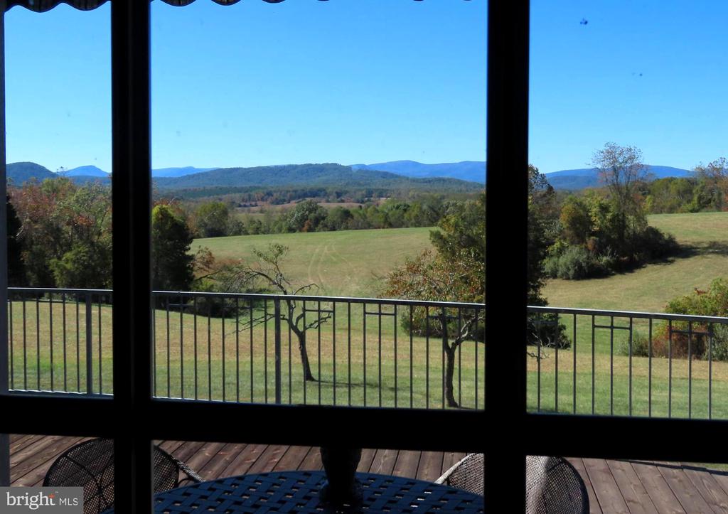 643 RICHMOND RD, AMISSVILLE, Virginia 20106, 3 Bedrooms Bedrooms, ,2 BathroomsBathrooms,Residential,643 RICHMOND RD,VARP2002496 MLS # VARP2002496