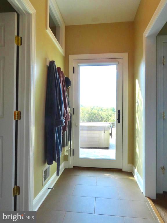 643 RICHMOND RD, AMISSVILLE, Virginia 20106, 3 Bedrooms Bedrooms, ,2 BathroomsBathrooms,Residential,643 RICHMOND RD,VARP2002496 MLS # VARP2002496