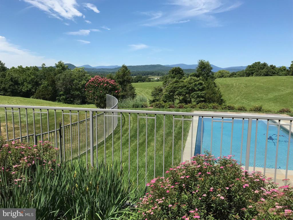 643 RICHMOND RD, AMISSVILLE, Virginia 20106, 3 Bedrooms Bedrooms, ,2 BathroomsBathrooms,Residential,643 RICHMOND RD,VARP2002496 MLS # VARP2002496