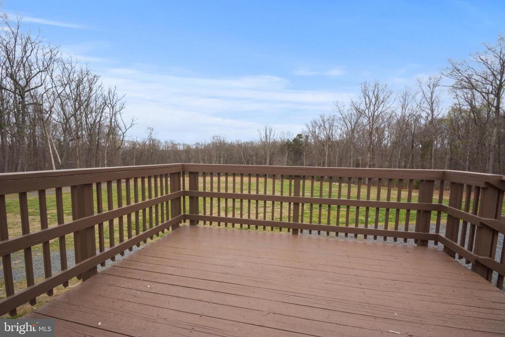 10206 BATTLEFIELD DR, SPOTSYLVANIA, Virginia 22553, 3 Bedrooms Bedrooms, ,2 BathroomsBathrooms,Residential,10206 BATTLEFIELD DR,VASP2040380 MLS # VASP2040380