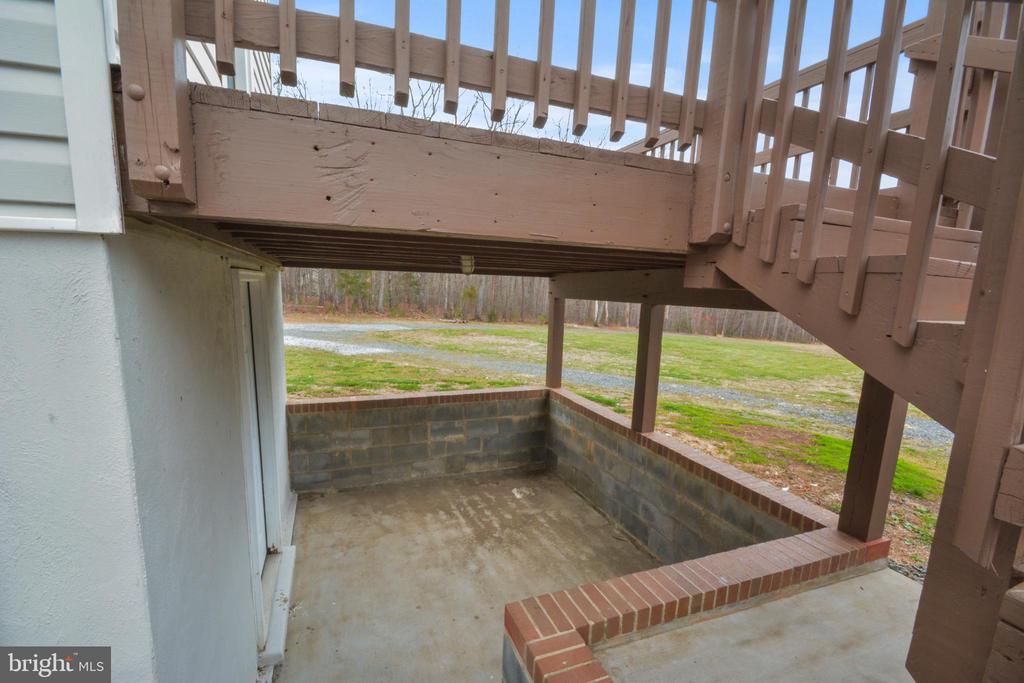 10206 BATTLEFIELD DR, SPOTSYLVANIA, Virginia 22553, 3 Bedrooms Bedrooms, ,2 BathroomsBathrooms,Residential,10206 BATTLEFIELD DR,VASP2040380 MLS # VASP2040380