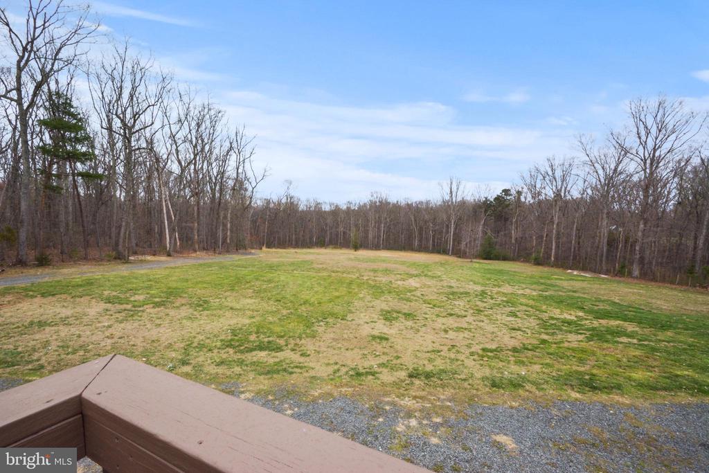 10206 BATTLEFIELD DR, SPOTSYLVANIA, Virginia 22553, 3 Bedrooms Bedrooms, ,2 BathroomsBathrooms,Residential,10206 BATTLEFIELD DR,VASP2040380 MLS # VASP2040380