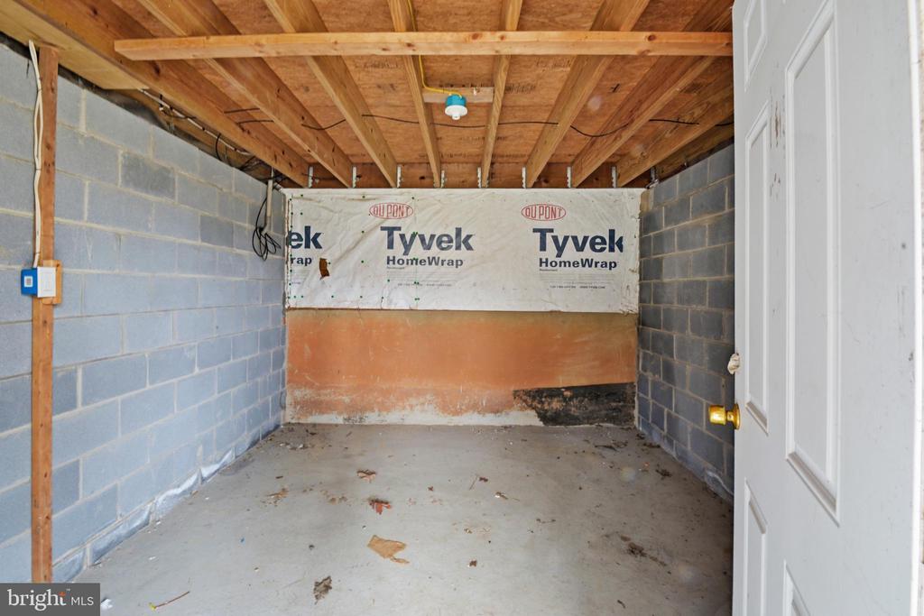 10206 BATTLEFIELD DR, SPOTSYLVANIA, Virginia 22553, 3 Bedrooms Bedrooms, ,2 BathroomsBathrooms,Residential,10206 BATTLEFIELD DR,VASP2040380 MLS # VASP2040380