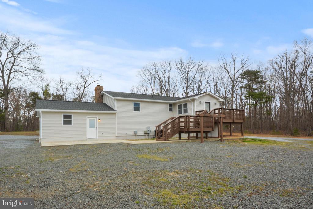 10206 BATTLEFIELD DR, SPOTSYLVANIA, Virginia 22553, 3 Bedrooms Bedrooms, ,2 BathroomsBathrooms,Residential,10206 BATTLEFIELD DR,VASP2040380 MLS # VASP2040380