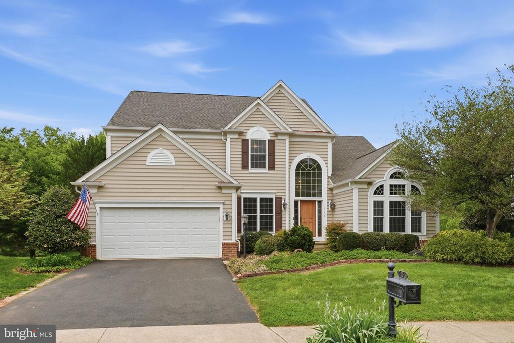 6394 CEDAR BROOK LN, WARRENTON, Virginia 20187, 5 Bedrooms Bedrooms, ,4 BathroomsBathrooms,Residential,6394 CEDAR BROOK LN,VAFQ2021706 MLS # VAFQ2021706