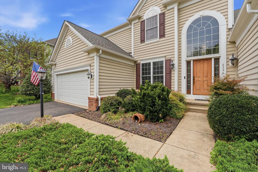 6394 CEDAR BROOK LN, WARRENTON, Virginia 20187, 5 Bedrooms Bedrooms, ,4 BathroomsBathrooms,Residential,6394 CEDAR BROOK LN,VAFQ2021706 MLS # VAFQ2021706