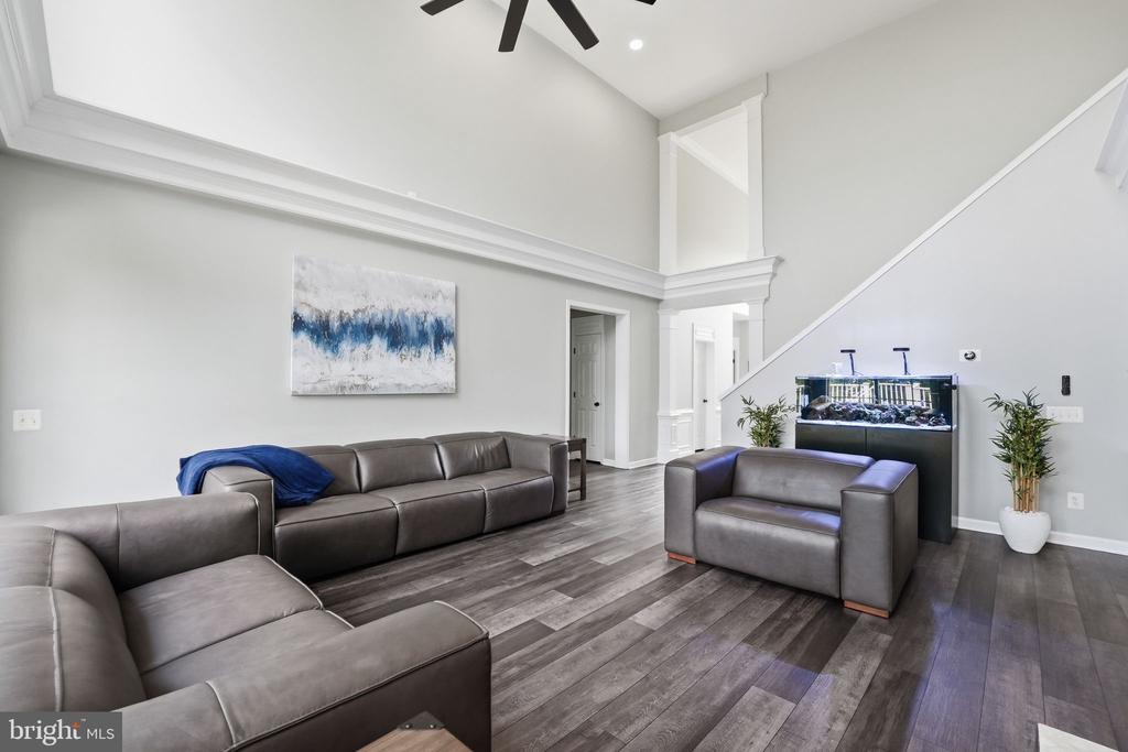 6394 CEDAR BROOK LN, WARRENTON, Virginia 20187, 5 Bedrooms Bedrooms, ,4 BathroomsBathrooms,Residential,6394 CEDAR BROOK LN,VAFQ2021706 MLS # VAFQ2021706