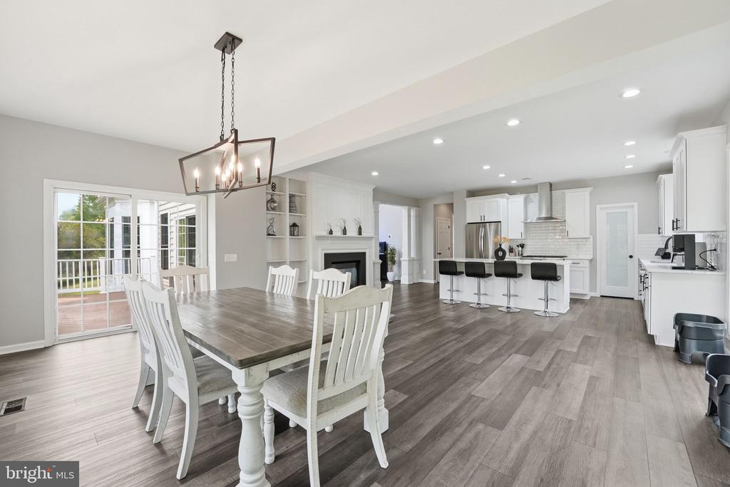 6394 CEDAR BROOK LN, WARRENTON, Virginia 20187, 5 Bedrooms Bedrooms, ,4 BathroomsBathrooms,Residential,6394 CEDAR BROOK LN,VAFQ2021706 MLS # VAFQ2021706