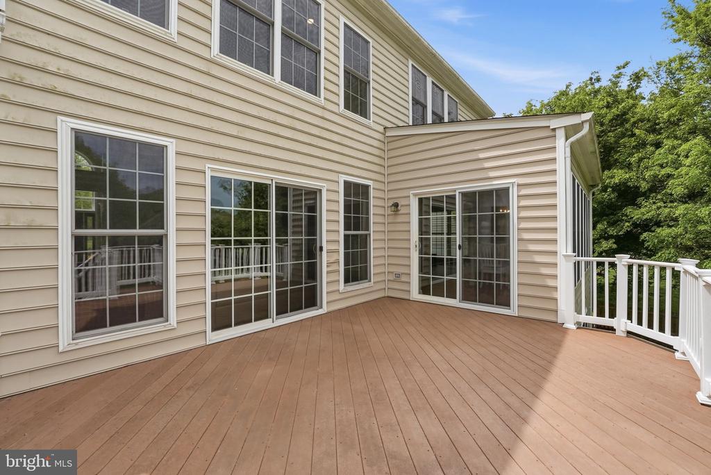 6394 CEDAR BROOK LN, WARRENTON, Virginia 20187, 5 Bedrooms Bedrooms, ,4 BathroomsBathrooms,Residential,6394 CEDAR BROOK LN,VAFQ2021706 MLS # VAFQ2021706