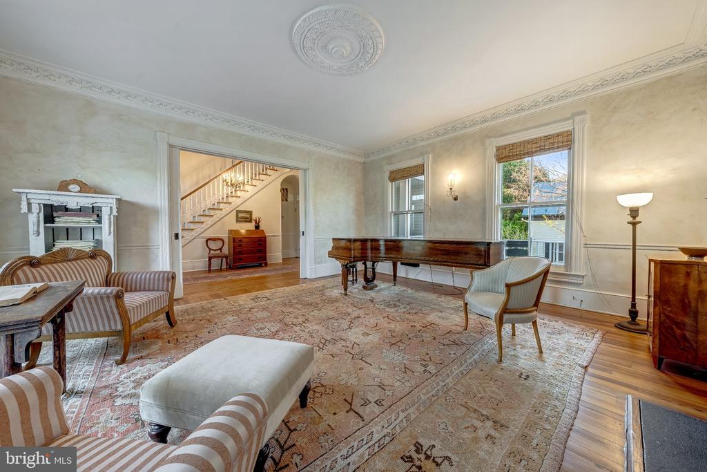 12087 MOSS HOLLOW RD, WARRENTON, Virginia 20187, 3 Bedrooms Bedrooms, ,2 BathroomsBathrooms,Residential,12087 MOSS HOLLOW RD,VAFQ2020908 MLS # VAFQ2020908