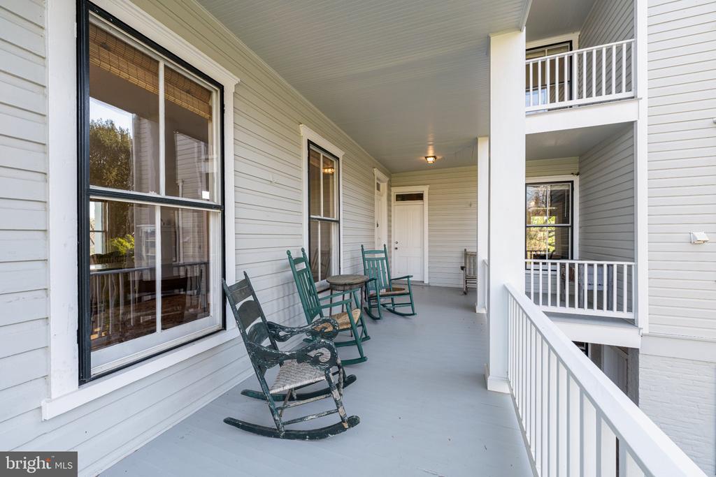 12087 MOSS HOLLOW RD, WARRENTON, Virginia 20187, 3 Bedrooms Bedrooms, ,2 BathroomsBathrooms,Residential,12087 MOSS HOLLOW RD,VAFQ2020908 MLS # VAFQ2020908