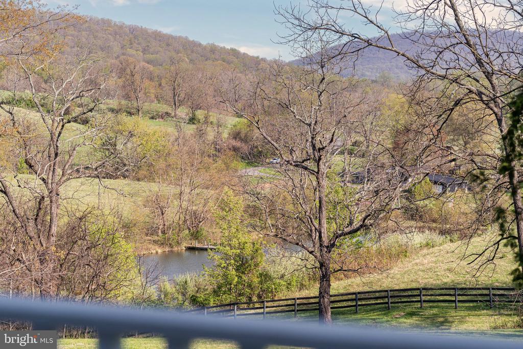 12087 MOSS HOLLOW RD, WARRENTON, Virginia 20187, 3 Bedrooms Bedrooms, ,2 BathroomsBathrooms,Residential,12087 MOSS HOLLOW RD,VAFQ2020908 MLS # VAFQ2020908