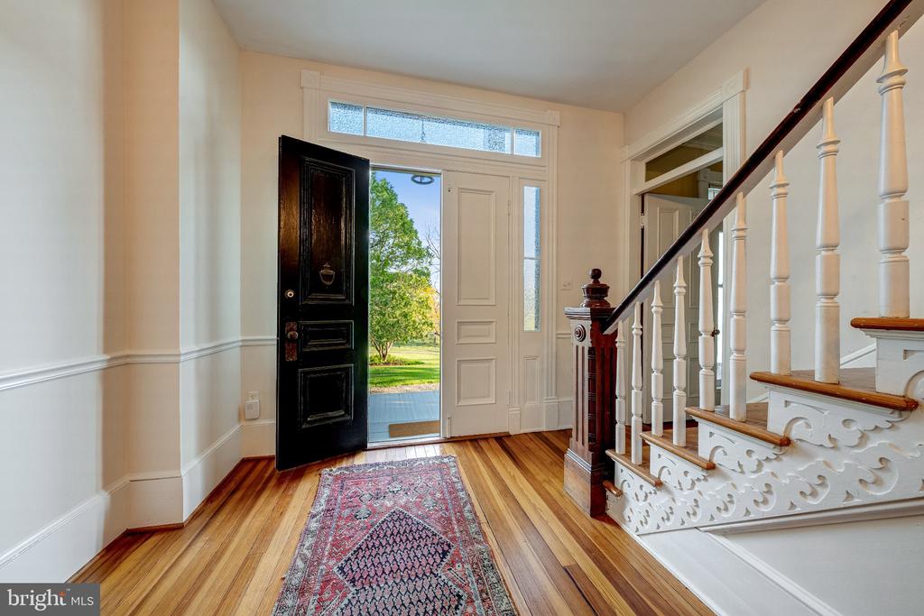 12087 MOSS HOLLOW RD, WARRENTON, Virginia 20187, 3 Bedrooms Bedrooms, ,2 BathroomsBathrooms,Residential,12087 MOSS HOLLOW RD,VAFQ2020908 MLS # VAFQ2020908