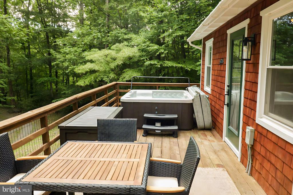 1434 BULL YEARLING RD, STANARDSVILLE, Virginia 22973, 1 Bedroom Bedrooms, ,1 BathroomBathrooms,Residential,1434 BULL YEARLING RD,VAGR2000854 MLS # VAGR2000854