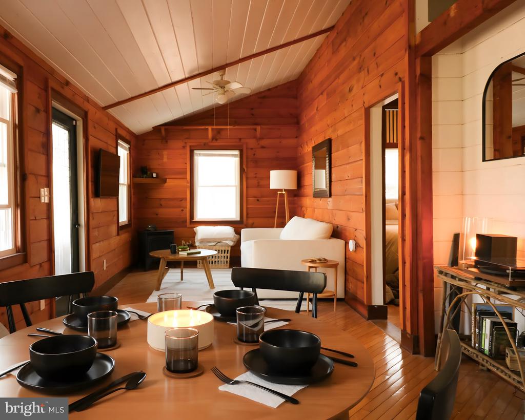 1434 BULL YEARLING RD, STANARDSVILLE, Virginia 22973, 1 Bedroom Bedrooms, ,1 BathroomBathrooms,Residential,1434 BULL YEARLING RD,VAGR2000854 MLS # VAGR2000854