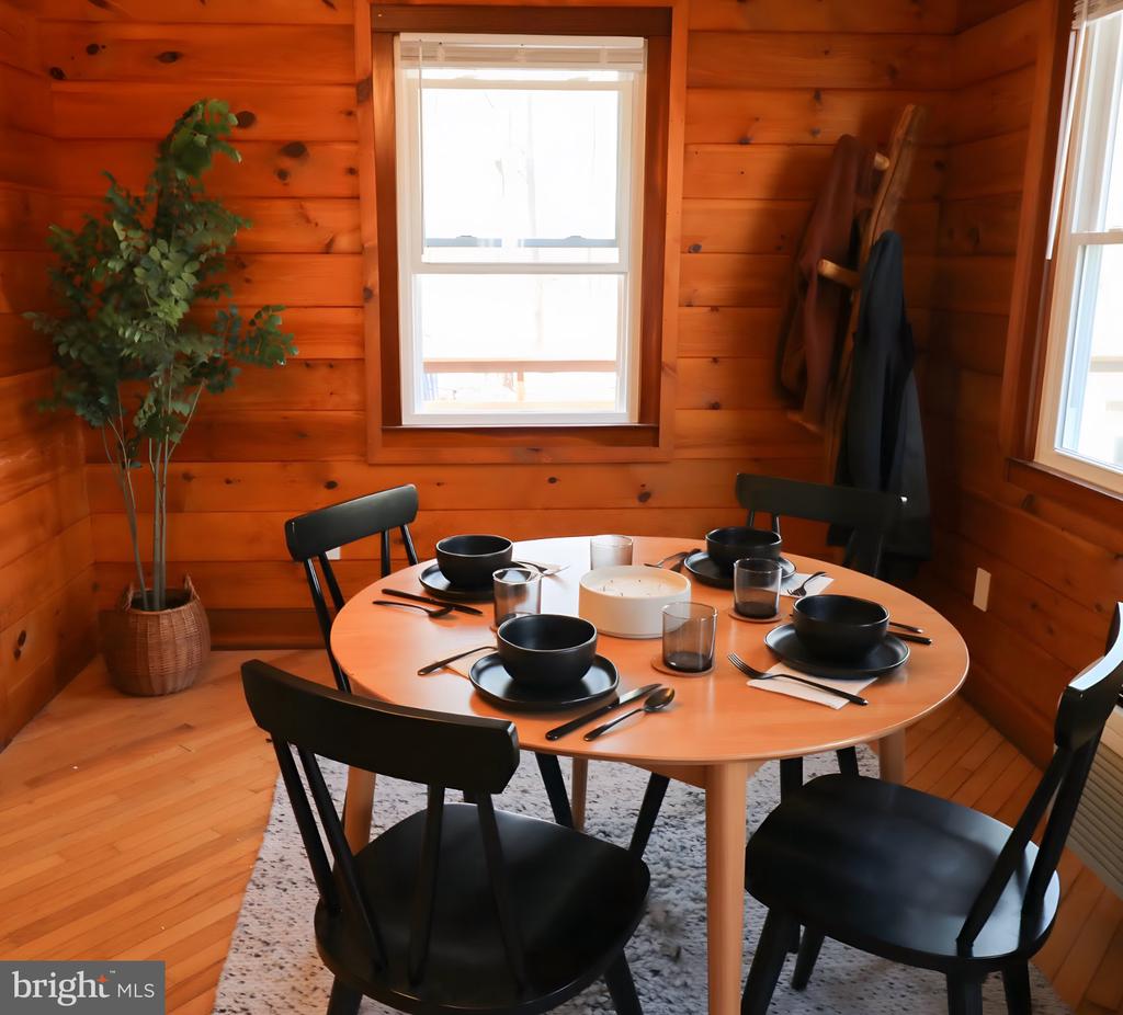 1434 BULL YEARLING RD, STANARDSVILLE, Virginia 22973, 1 Bedroom Bedrooms, ,1 BathroomBathrooms,Residential,1434 BULL YEARLING RD,VAGR2000854 MLS # VAGR2000854