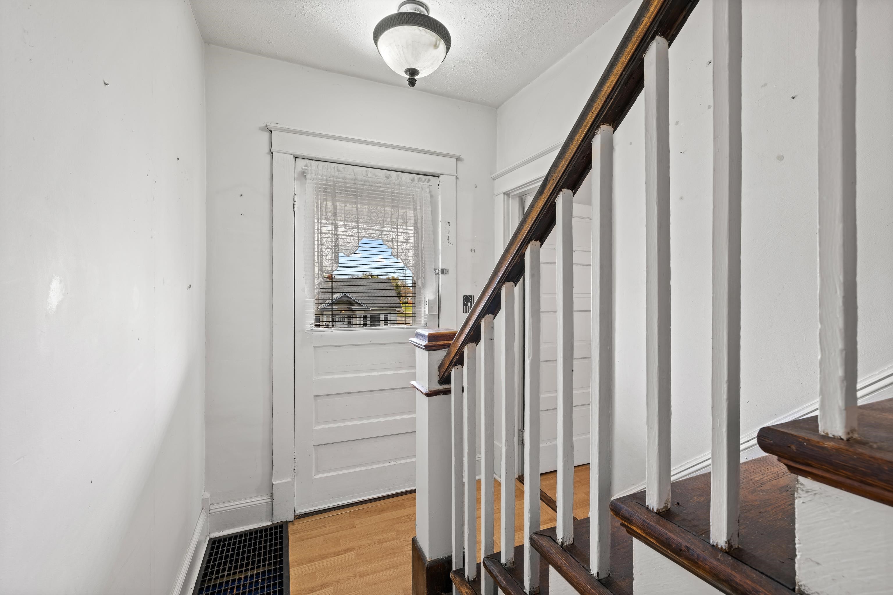 688 FLORENCE AVE, WAYNESBORO, Virginia 22980, 5 Bedrooms Bedrooms, ,2 BathroomsBathrooms,Residential,688 FLORENCE AVE,675323 MLS # 675323